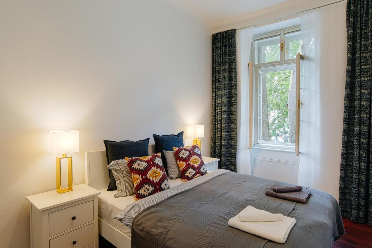 Apartment Gesse Kollarova Prague Extérieur photo